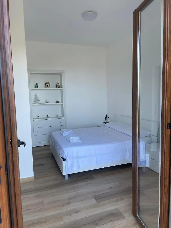Dal Barone Bed and Breakfast Capo dʼOrlando Bed & Breakfast